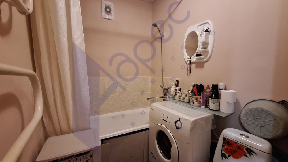 Продажа 2-комнатной квартиры, Нижний Новгород, Адмирала Васюнина ул,  13