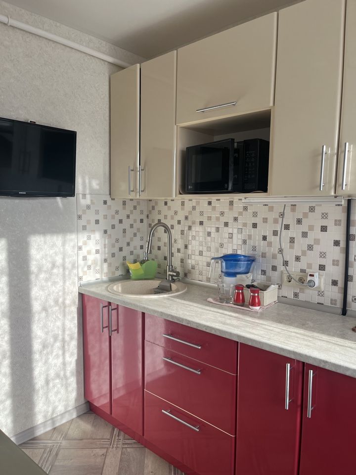 Продажа 2-комнатной квартиры, Нижний Новгород, Коминтерна ул,  22