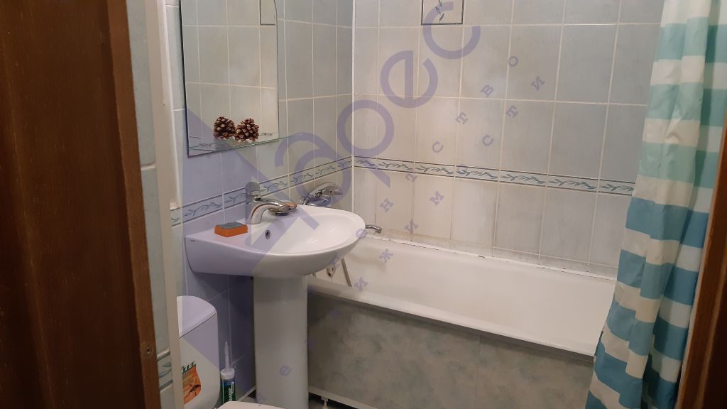 Продажа 3-комнатной квартиры, Нижний Новгород, Ошарская ул,  53