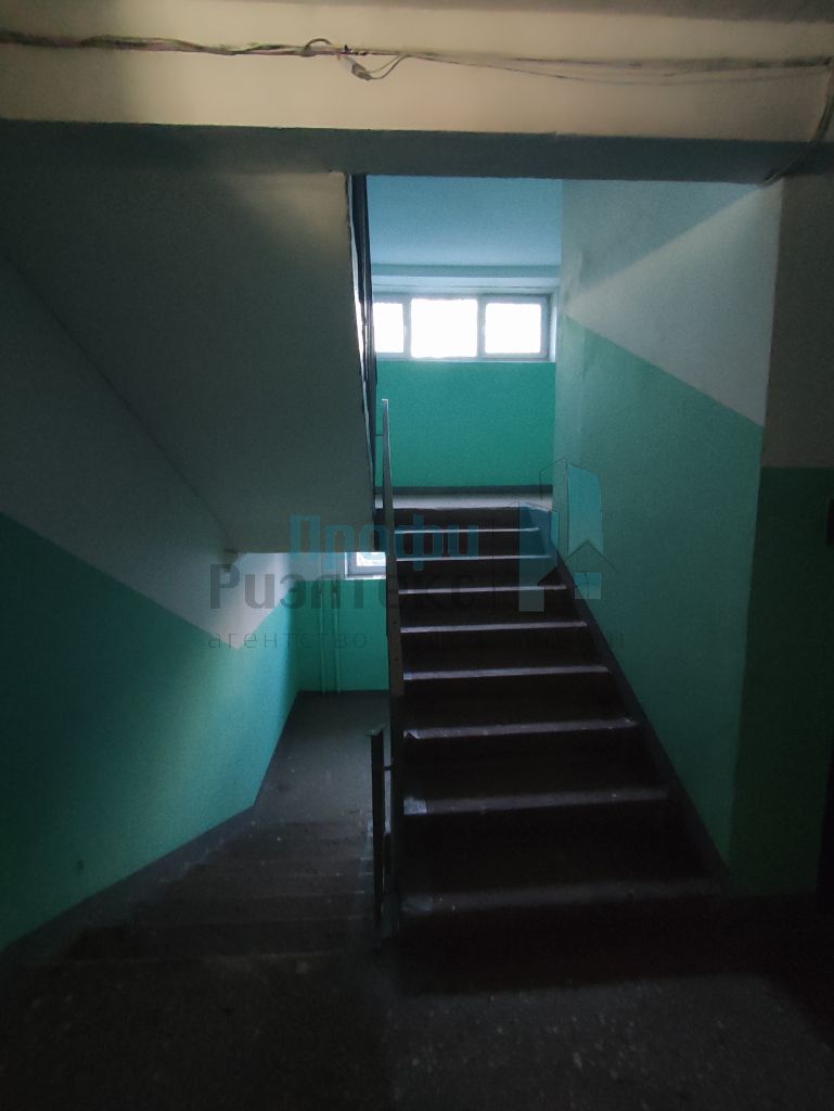 Продажа 2-комнатной квартиры, Нижний Новгород, Кораблестроителей пр-кт,  38/2