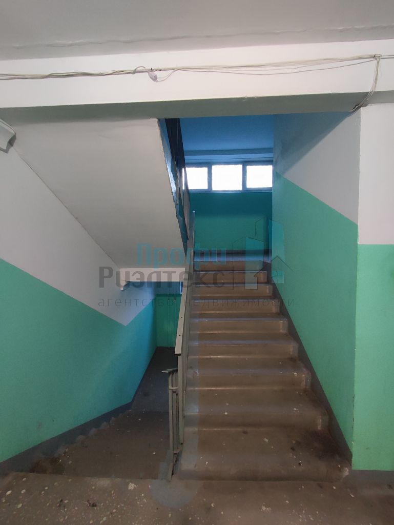 Продажа 2-комнатной квартиры, Нижний Новгород, Кораблестроителей пр-кт,  38/2