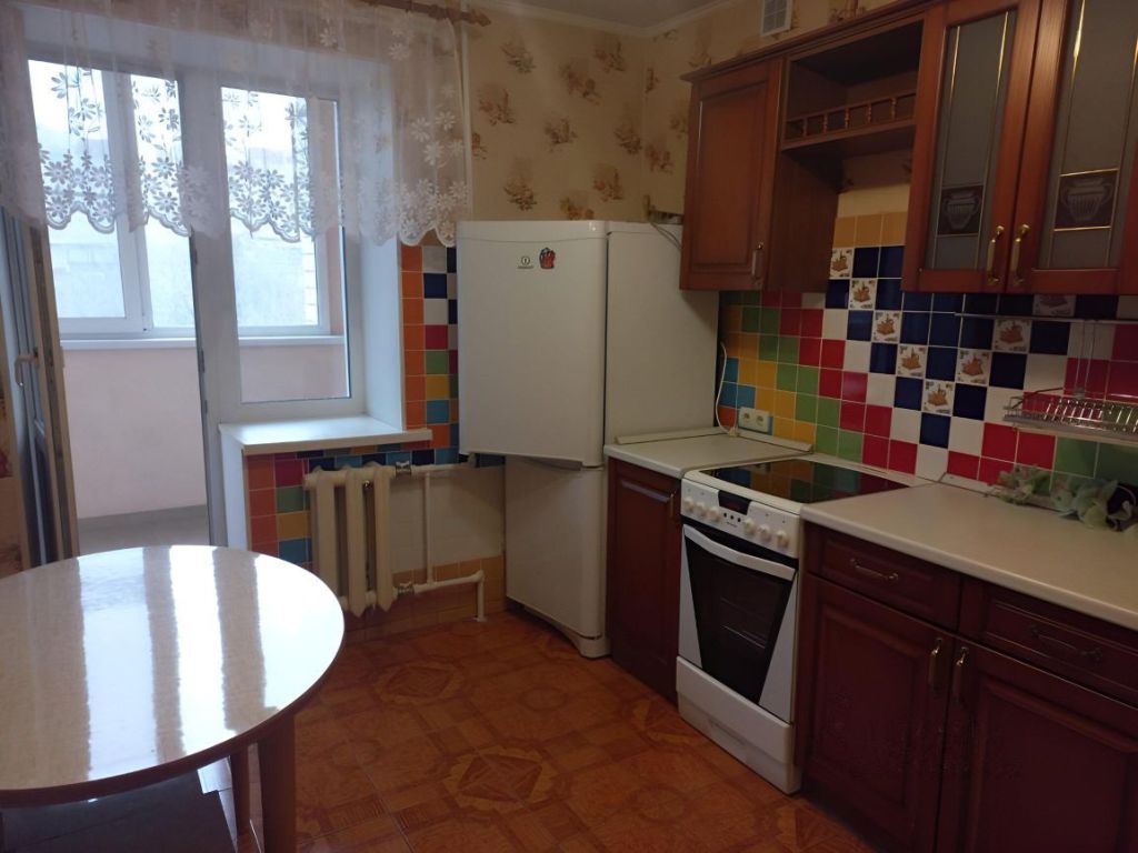 Продажа 2-комнатной квартиры, Саратов, Кузнечная ул,  28/42