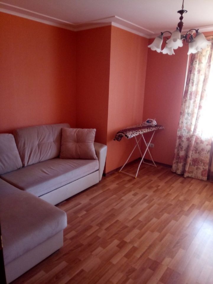 Продажа 2-комнатной квартиры, Саратов, Кузнечная ул,  28/42