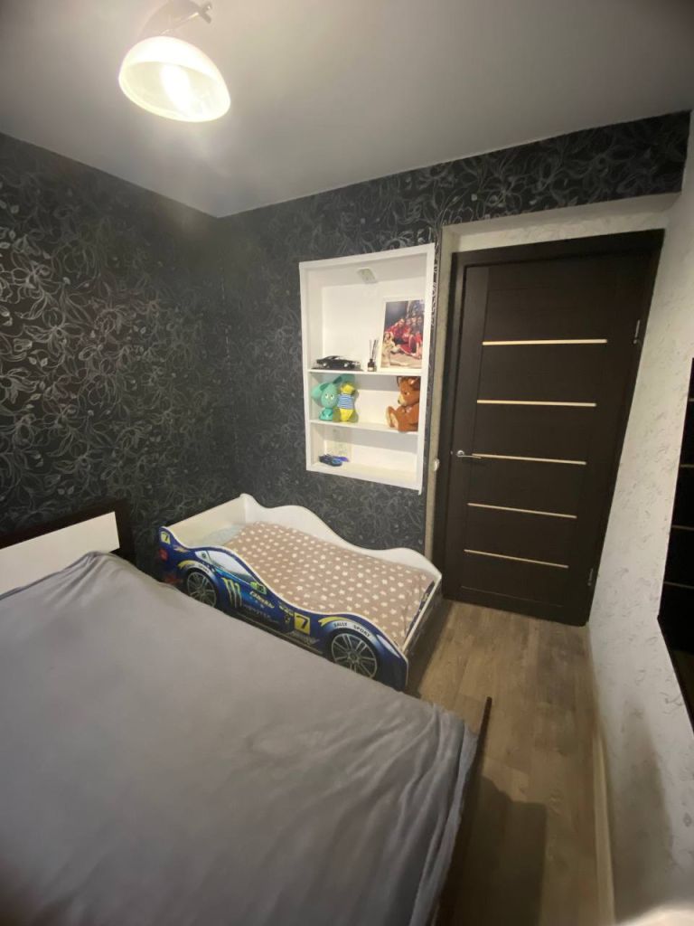 Продажа 4-комнатной квартиры, Нижний Новгород, Островского ул,  11