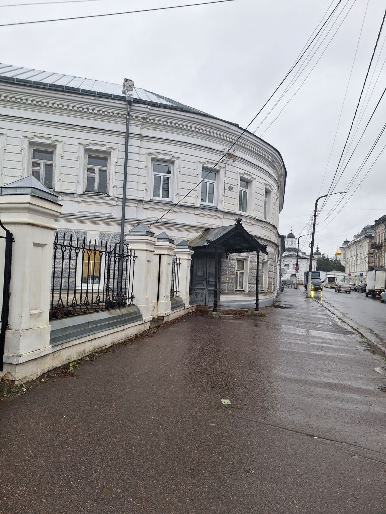 Продажа 2-комнатной квартиры, Кострома, Симановского ул,  5