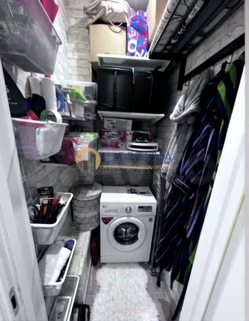 Продажа 3-комнатной квартиры, Белгород, Шебекинская ул,  4