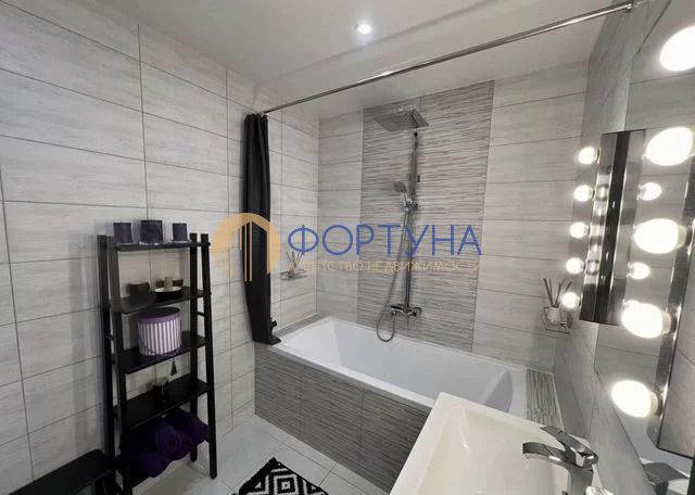 Продажа 3-комнатной квартиры, Белгород, Шебекинская ул,  4