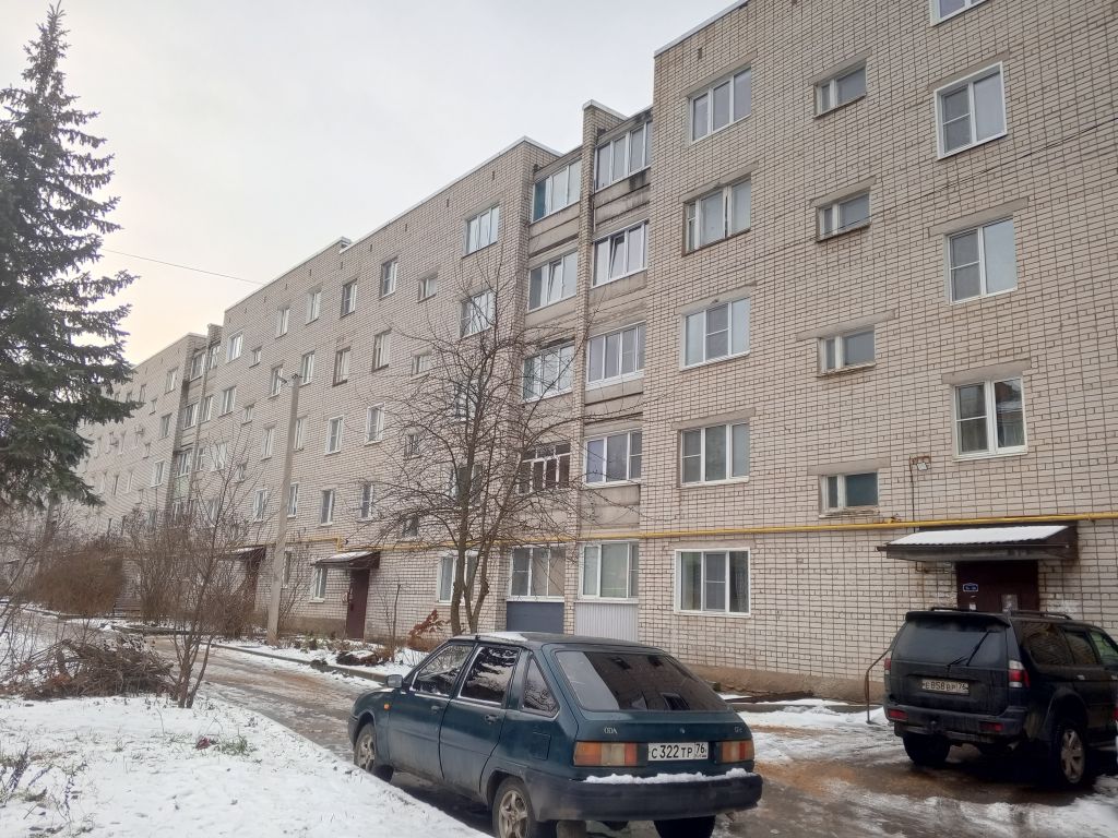 Продажа 2-комнатной квартиры, Углич, Мирный мкр,  19