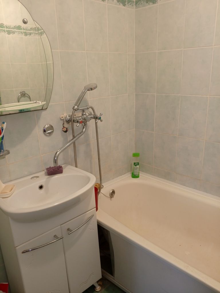 Продажа 2-комнатной квартиры, Углич, Мирный мкр,  19