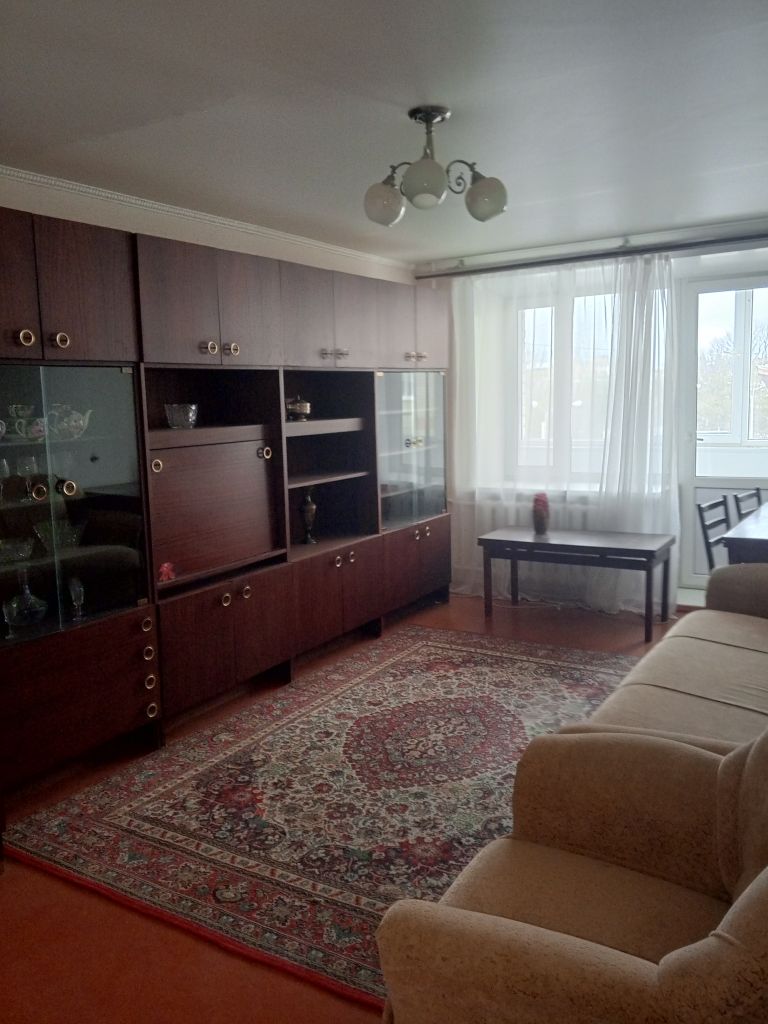 Продажа 2-комнатной квартиры, Углич, Мирный мкр,  19