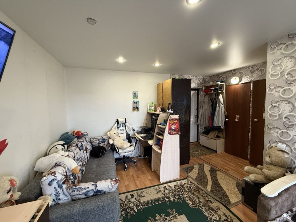 Продажа 1-комнатной квартиры, Заволжье, Волжская ул,  8