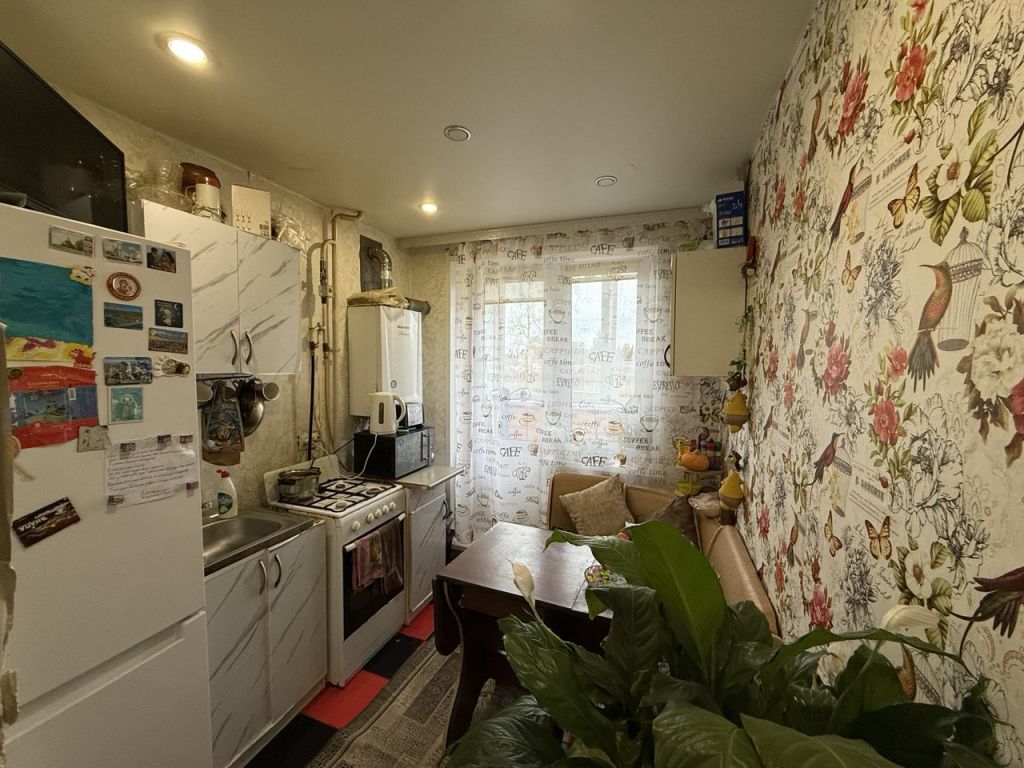 Продажа 1-комнатной квартиры, Заволжье, Волжская ул,  8