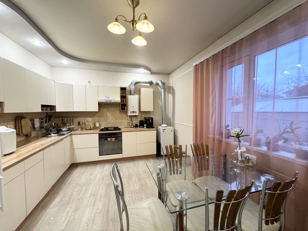 Продажа дома, 195м <sup>2</sup>, 5 сот., Кострома, Беговая ул