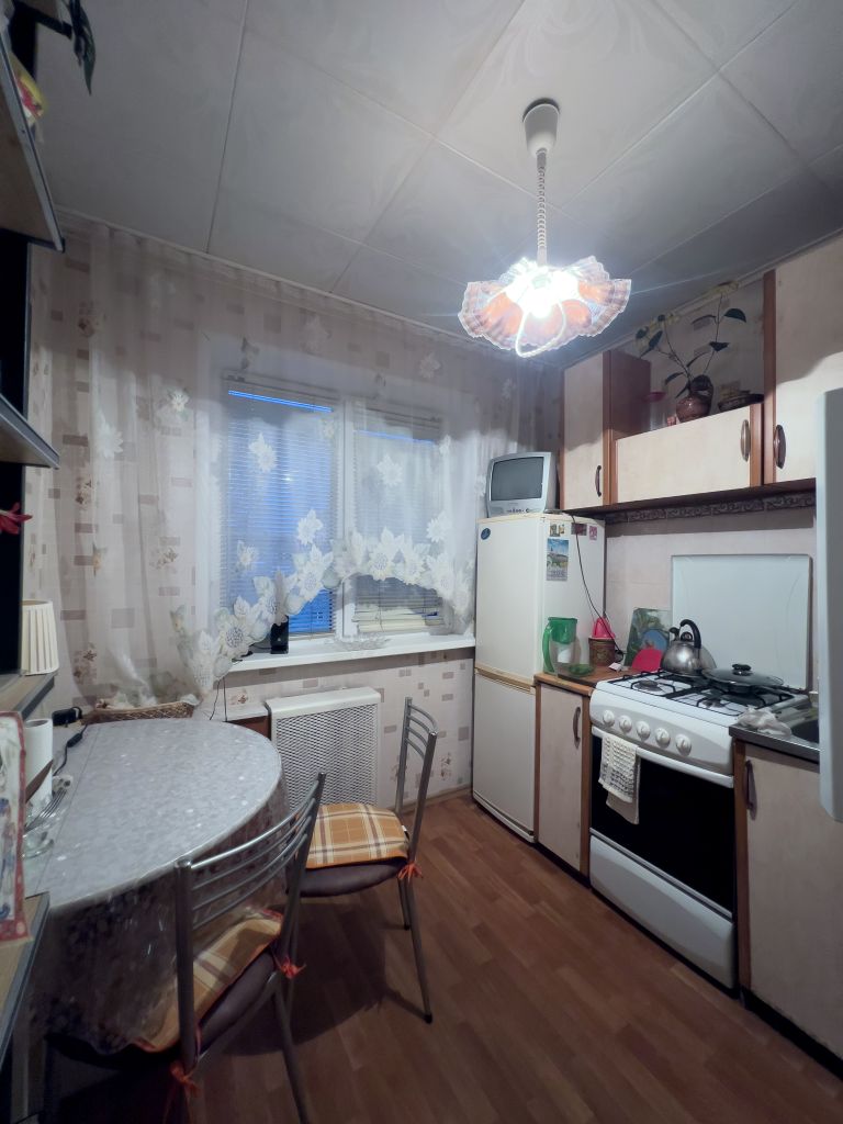 Продажа 2-комнатной квартиры, Иваново, Мякишева ул,  3