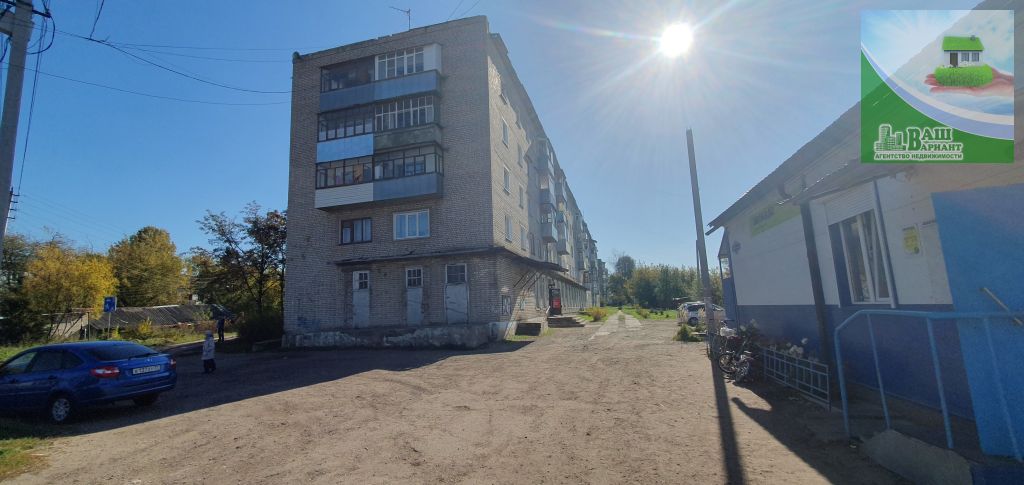 Продажа 2-комнатной квартиры, Петровский, Школьная ул,  14