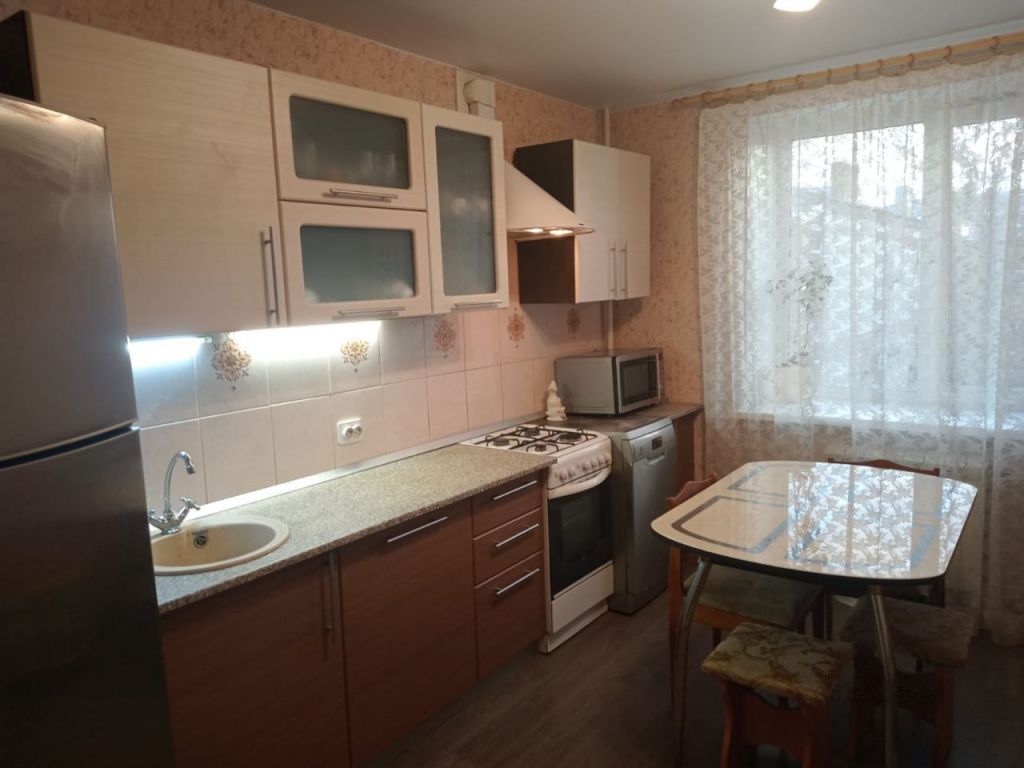 Продажа 1-комнатной квартиры, Саратов, Рахова ул,  169/171