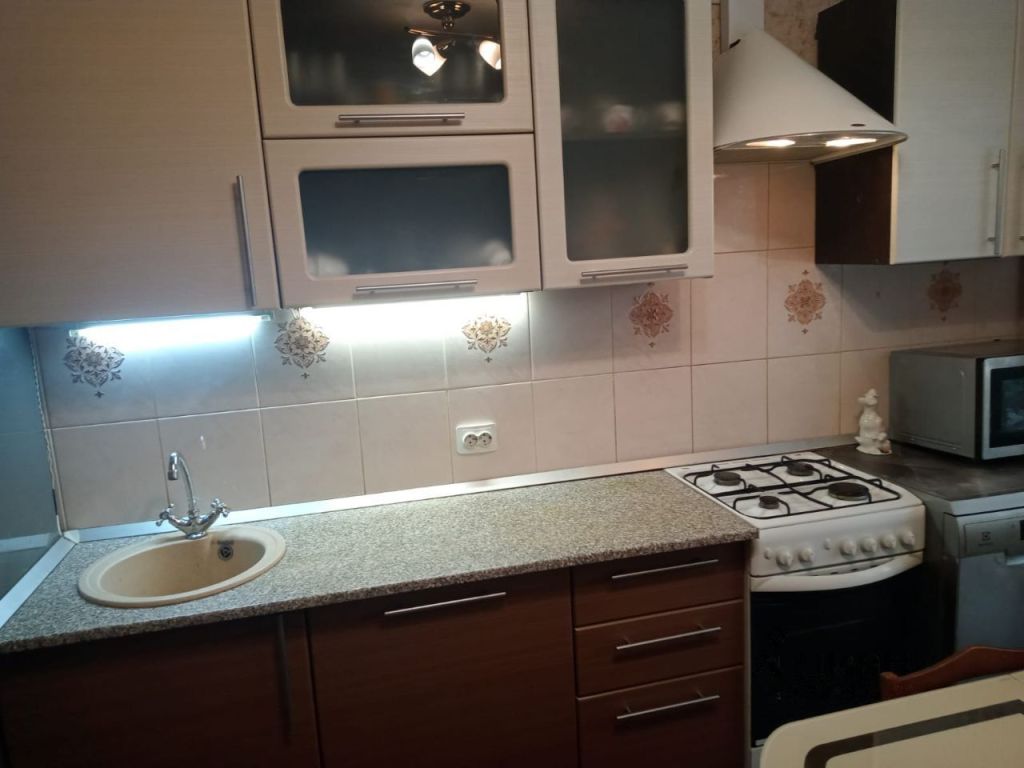 Продажа 1-комнатной квартиры, Саратов, Рахова ул,  169/171