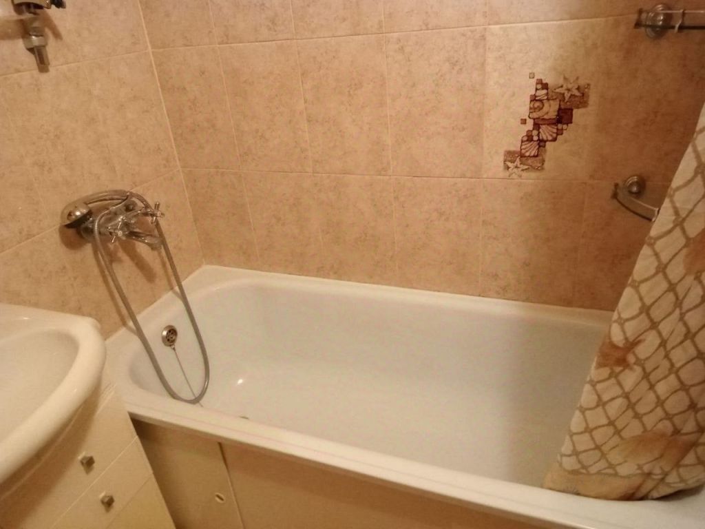 Продажа 1-комнатной квартиры, Саратов, Рахова ул,  169/171