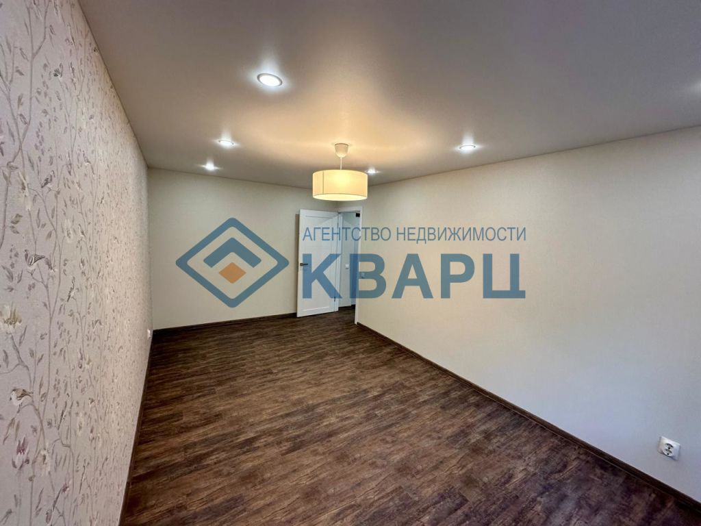 Продажа 1-комнатной квартиры, Нижний Новгород, Маршала Казакова ул,  8