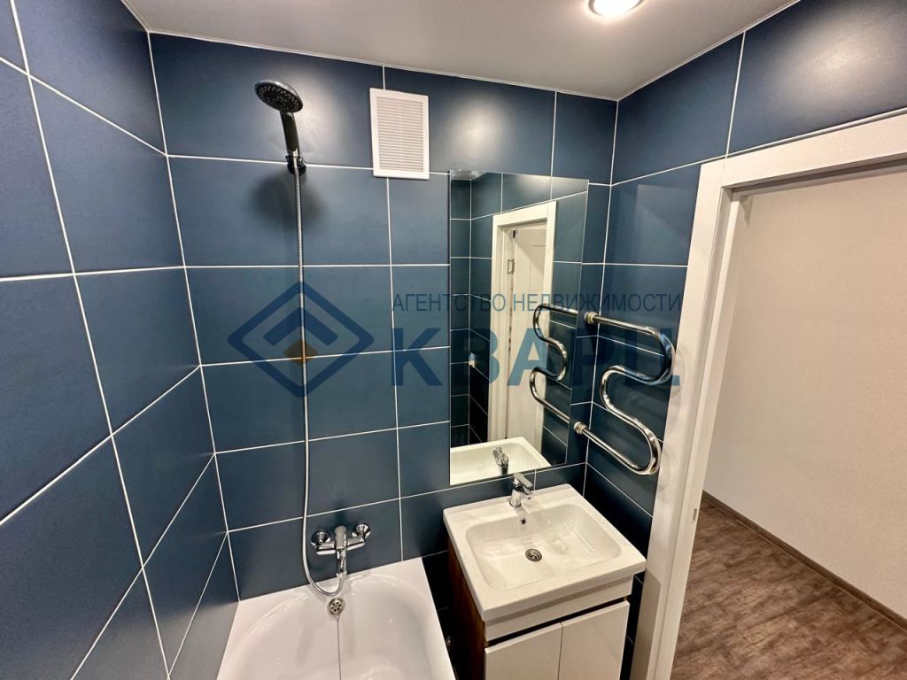 Продажа 1-комнатной квартиры, Нижний Новгород, Маршала Казакова ул,  8