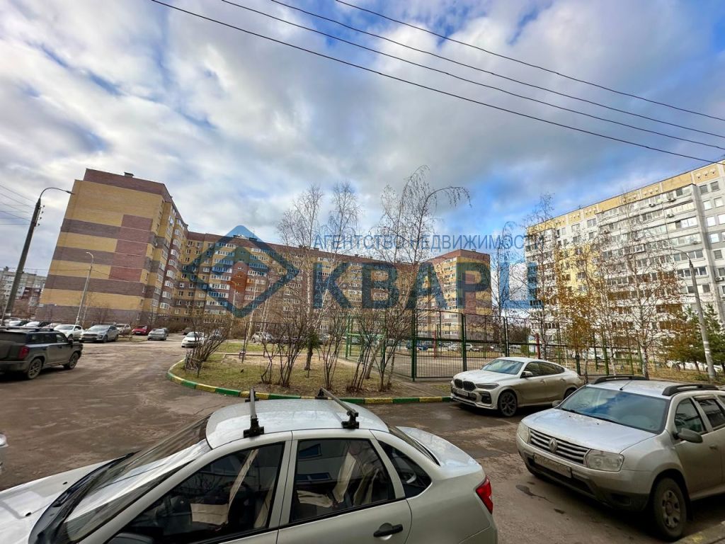 Продажа 1-комнатной квартиры, Нижний Новгород, Маршала Казакова ул,  8