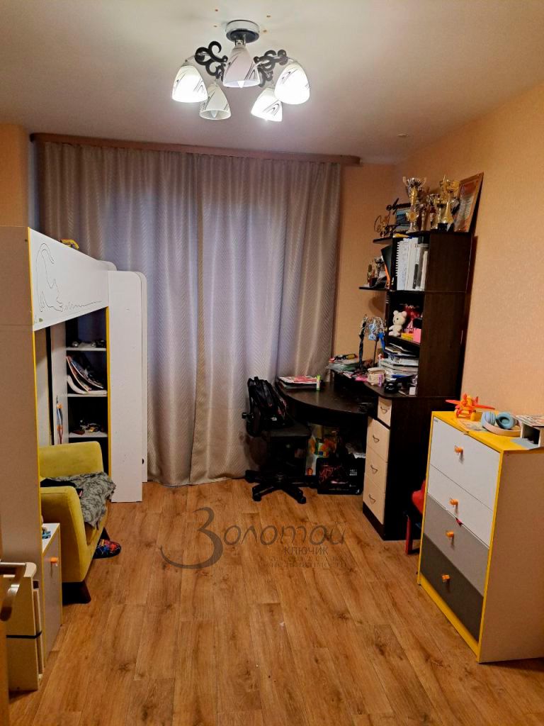 Продажа 4-комнатной квартиры, Нижний Новгород, Академика Сахарова ул,  101