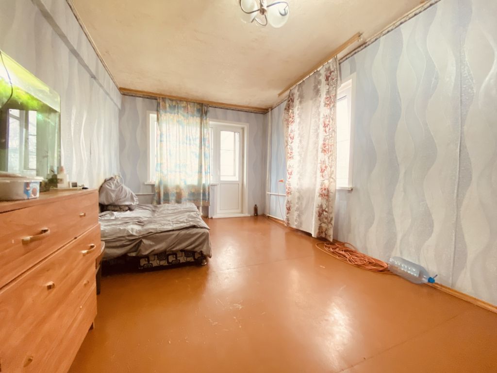 Продажа 1-комнатной квартиры, Новомосковск, Мира ул,  16а