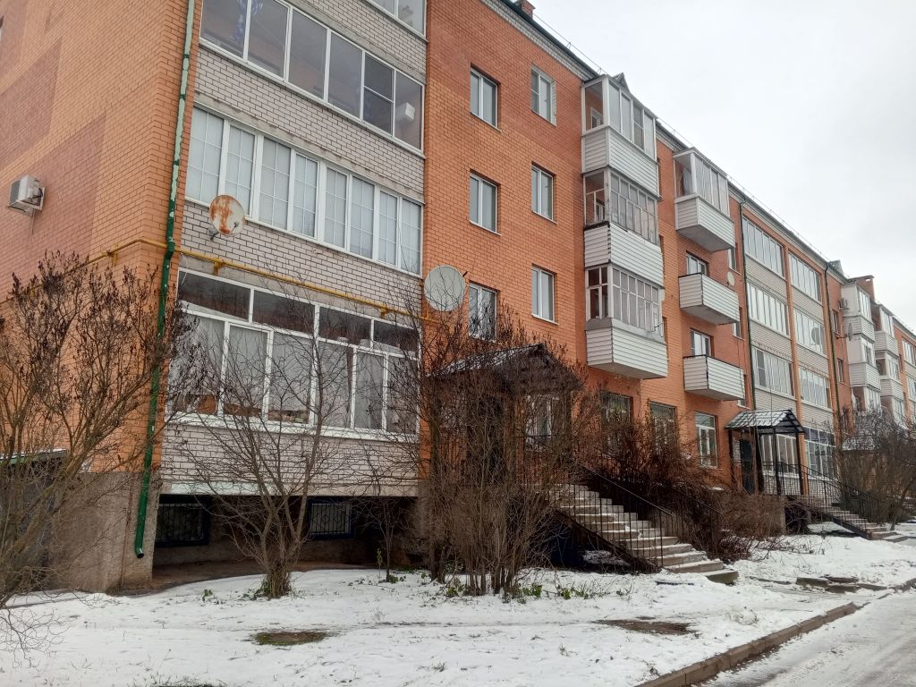 Продажа 1-комнатной квартиры, Углич, Солнечный мкр,  21