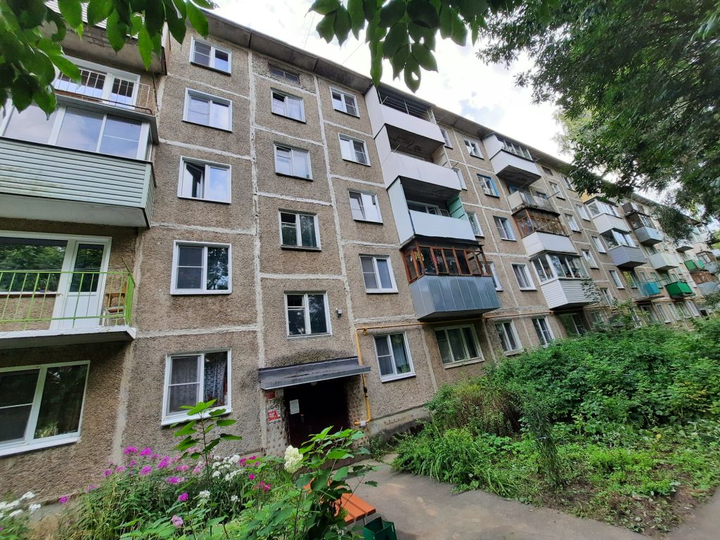 Продажа 2-комнатной квартиры, Фурманов, Мичурина ул,  13