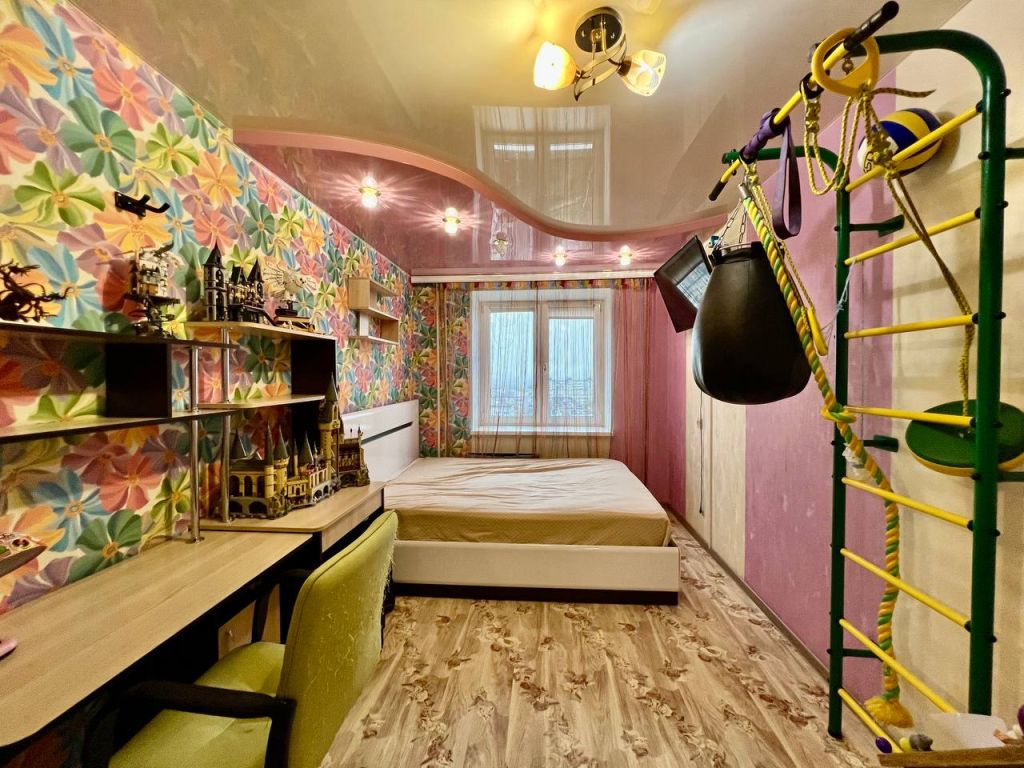 Продажа 3-комнатной квартиры, Дзержинск, Петрищева ул,  27В