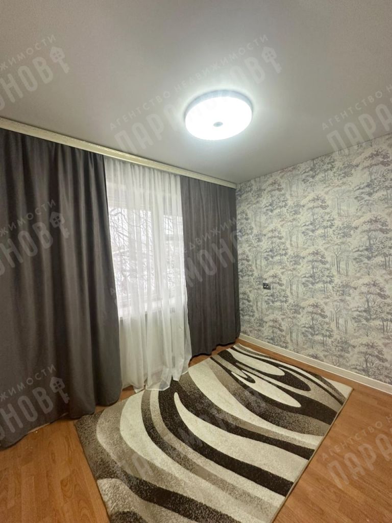 Продажа 1-комнатной квартиры, Вышний Волочек, Казанский пр-кт,  125