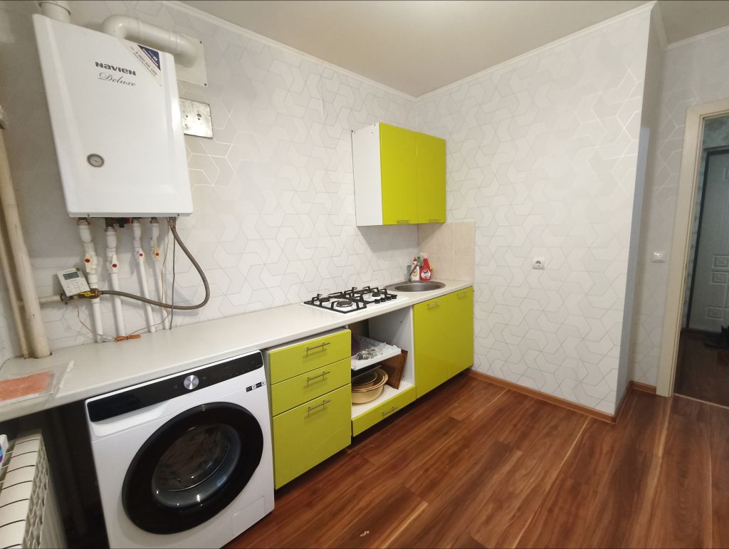 Продажа 2-комнатной квартиры, Донской, Комсомольская ул.,  14