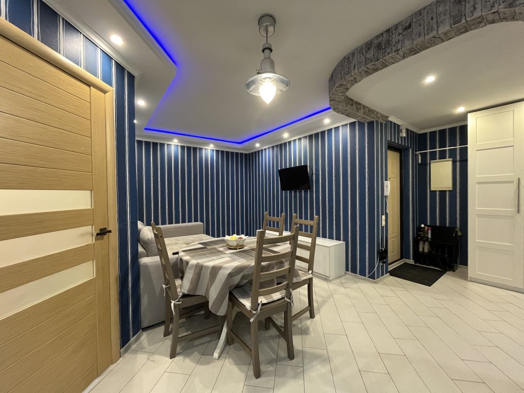 Продажа 3-комнатной квартиры, Саратов, Топольчанский 1-й проезд,  5