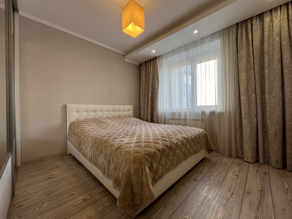 Продажа 3-комнатной квартиры, Саратов, Топольчанский 1-й проезд,  5