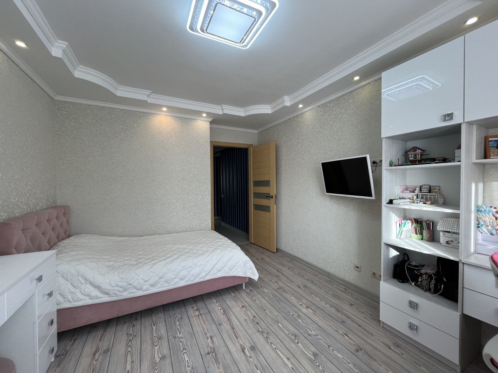 Продажа 3-комнатной квартиры, Саратов, Топольчанский 1-й проезд,  5