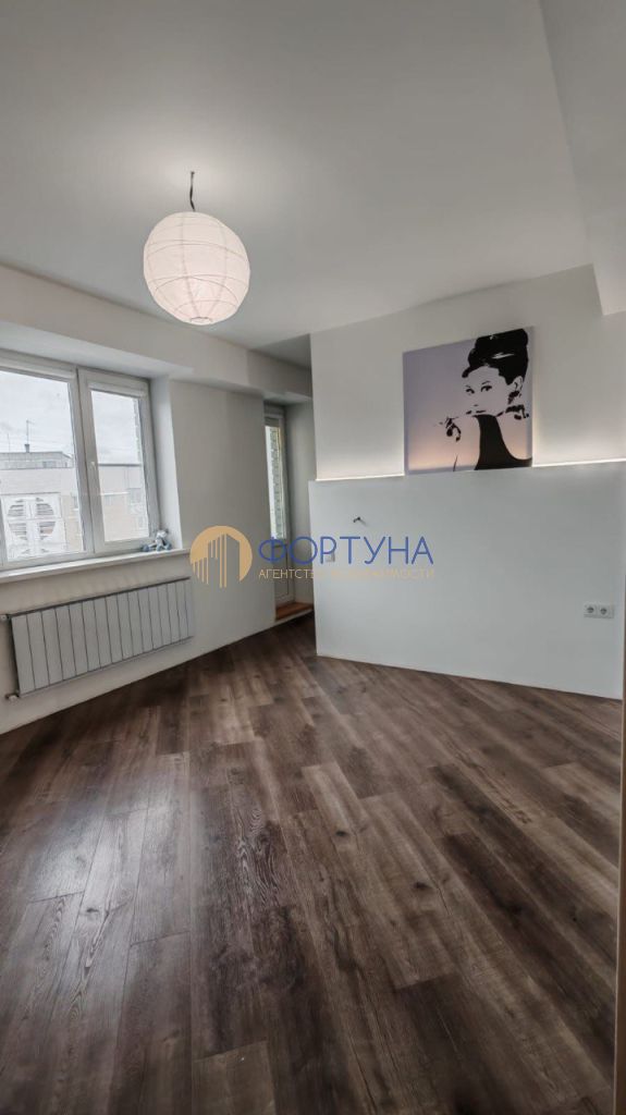 Продажа 3-комнатной квартиры, Белгород, 60 лет Октября ул,  12