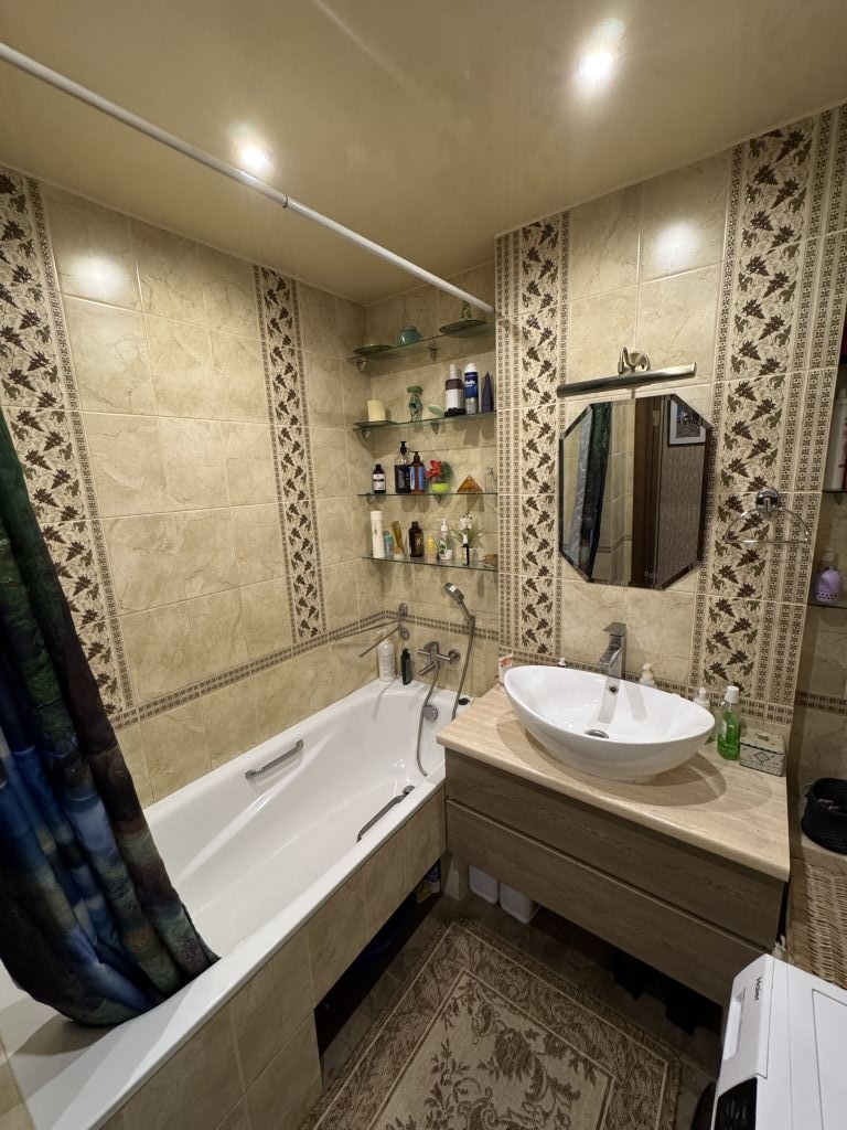 Продажа 2-комнатной квартиры, Саратов, Кленовая ул,  7