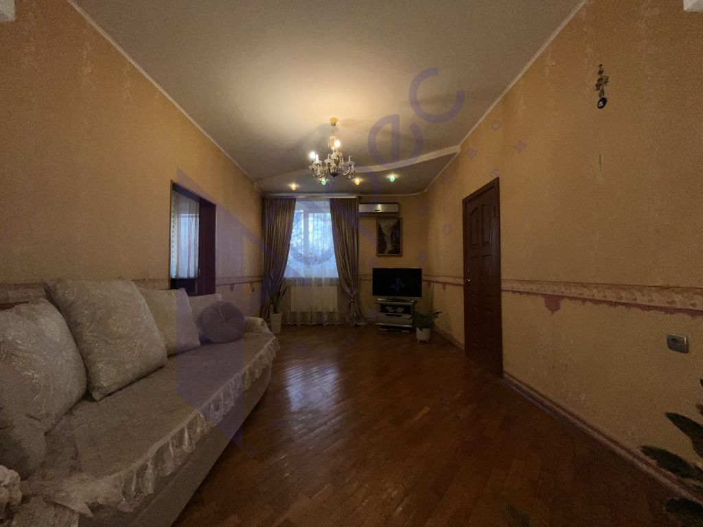 Продажа 4-комнатной квартиры, Нижний Новгород, имени Генерала Ивлиева ул,  30к1