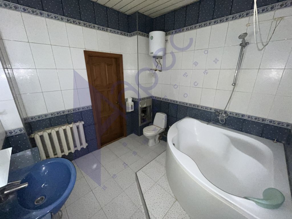 Продажа 4-комнатной квартиры, Нижний Новгород, имени Генерала Ивлиева ул,  30к1