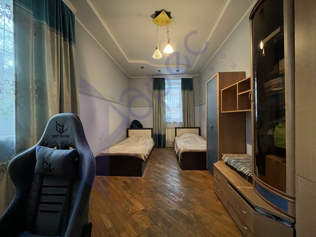 Продажа 4-комнатной квартиры, Нижний Новгород, имени Генерала Ивлиева ул,  30к1