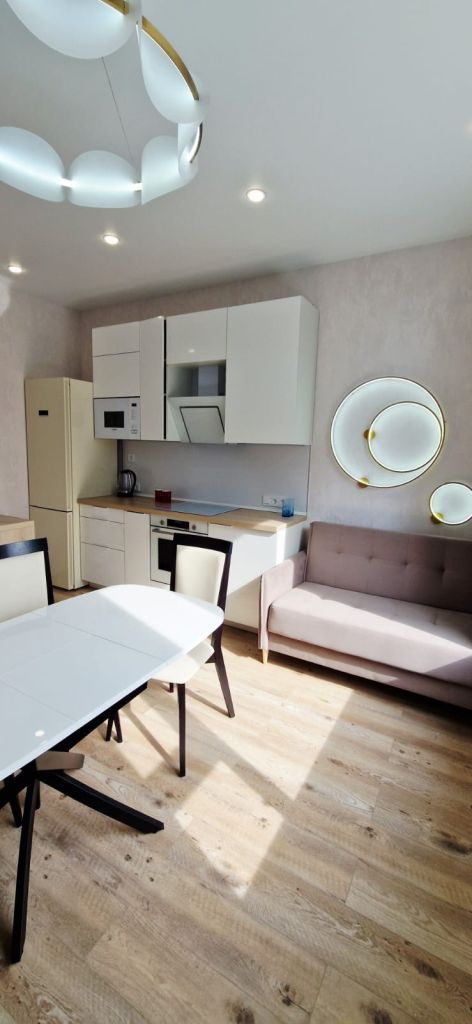 Аренда 3-комнатной квартиры, Москва, Архитектора Власова ул,  71к2