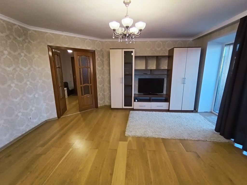 Продажа 3-комнатной квартиры, Ярославль, Сосновая ул,  10