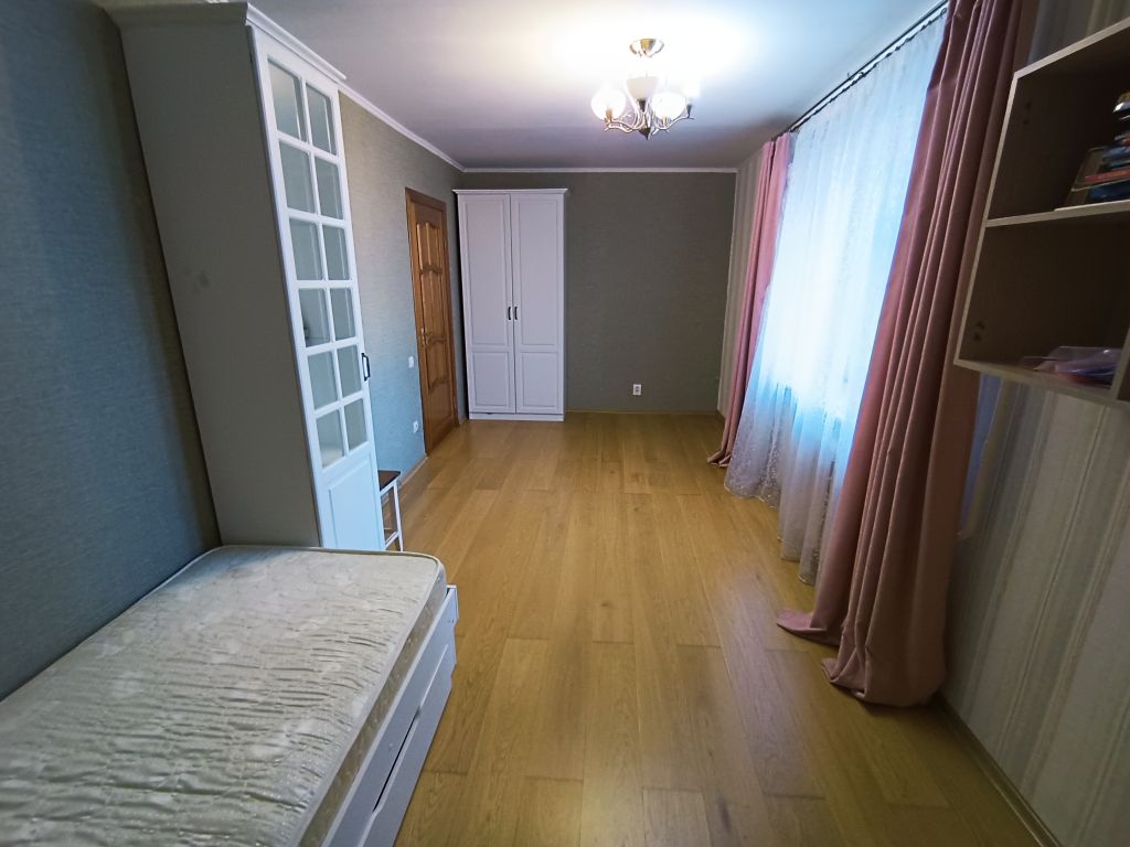 Продажа 3-комнатной квартиры, Ярославль, Сосновая ул,  10