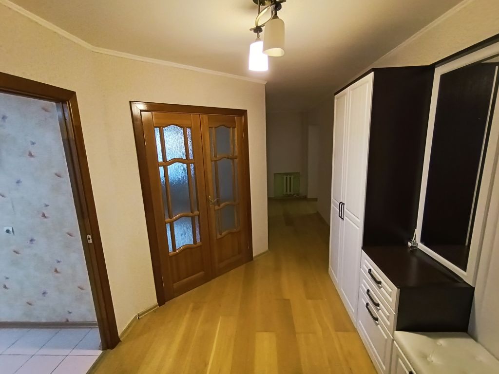 Продажа 3-комнатной квартиры, Ярославль, Сосновая ул,  10