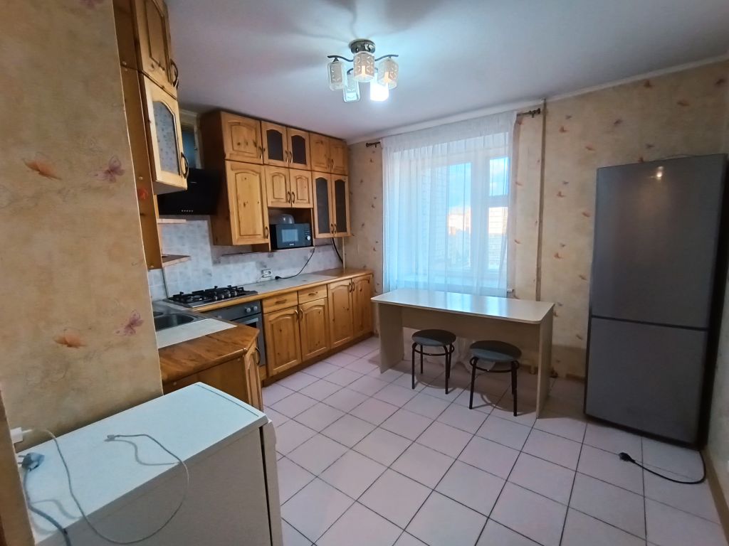 Продажа 3-комнатной квартиры, Ярославль, Сосновая ул,  10