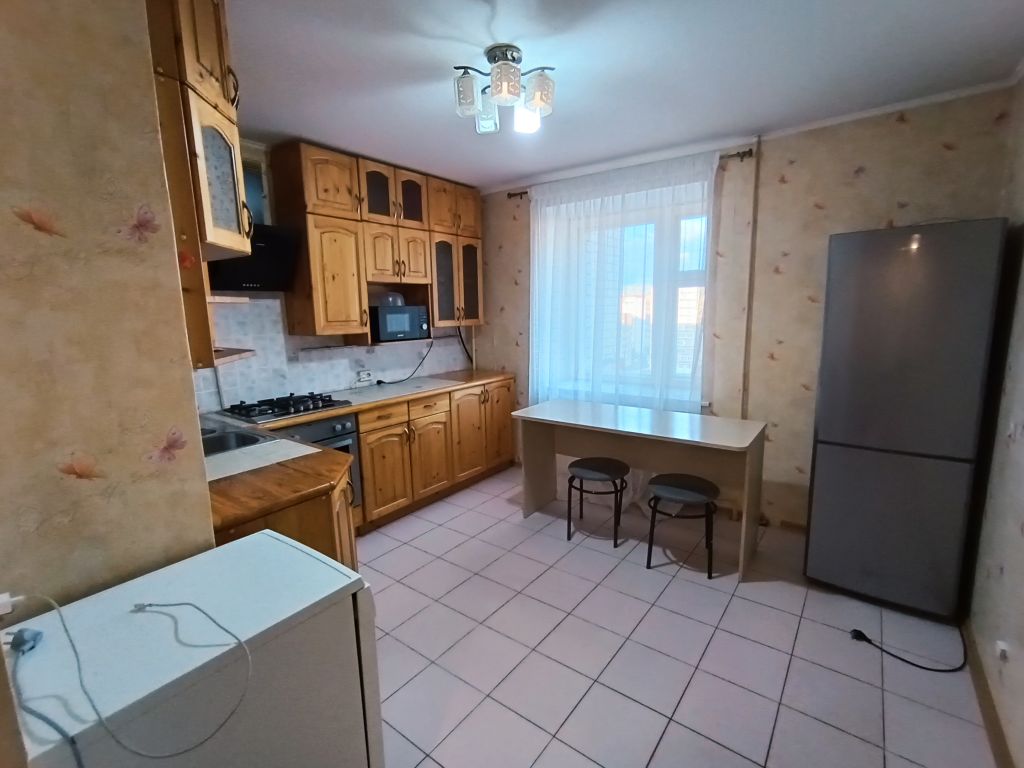 Продажа 3-комнатной квартиры, Ярославль, Сосновая ул,  10