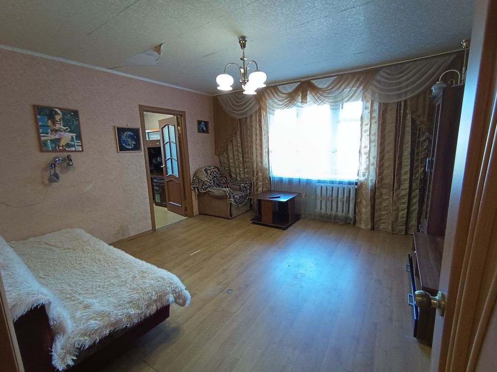 Продажа 4-комнатной квартиры, Ярославль, Урицкого ул,  41