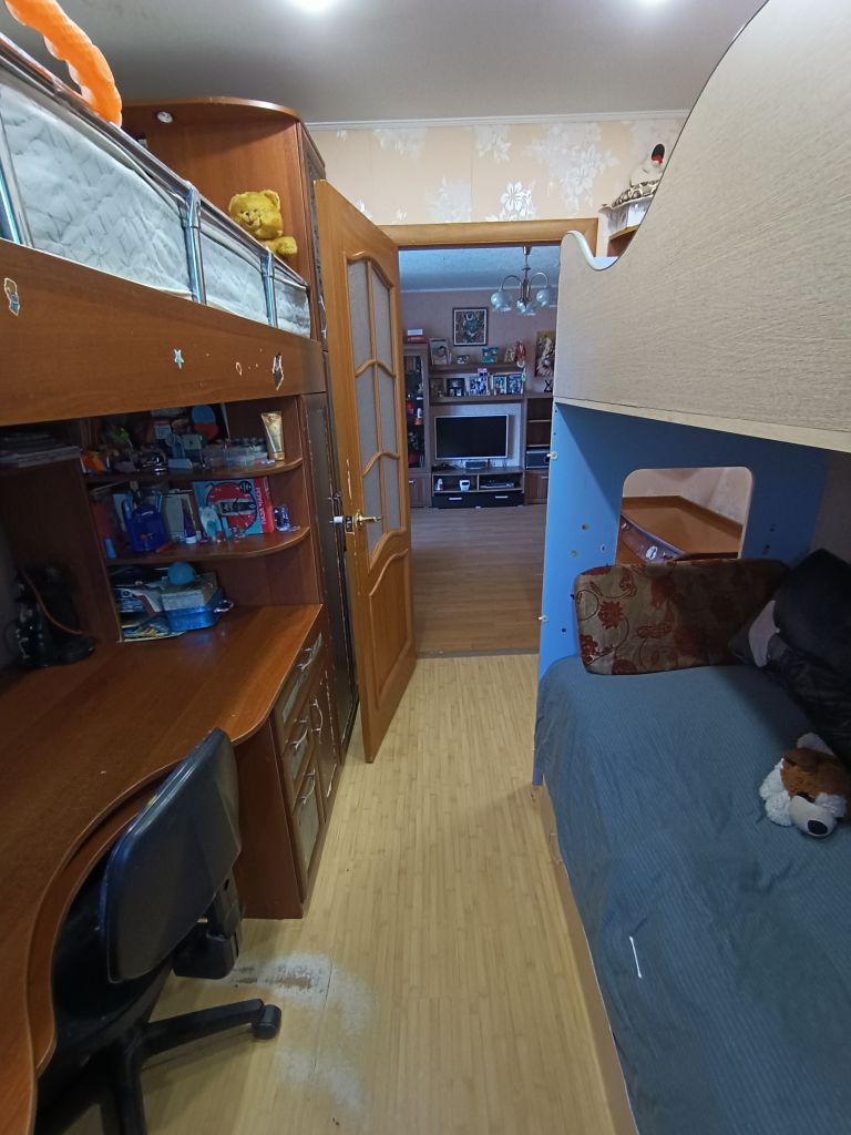 Продажа 4-комнатной квартиры, Ярославль, Урицкого ул,  41