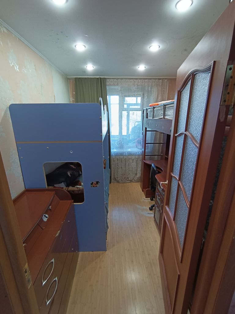 Продажа 4-комнатной квартиры, Ярославль, Урицкого ул,  41