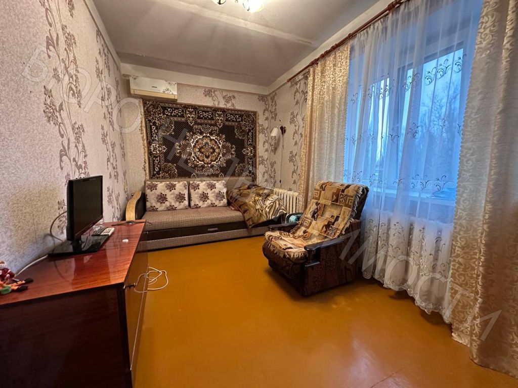 Продажа 2-комнатной квартиры, Балашов, Космонавтов пр-кт,  16